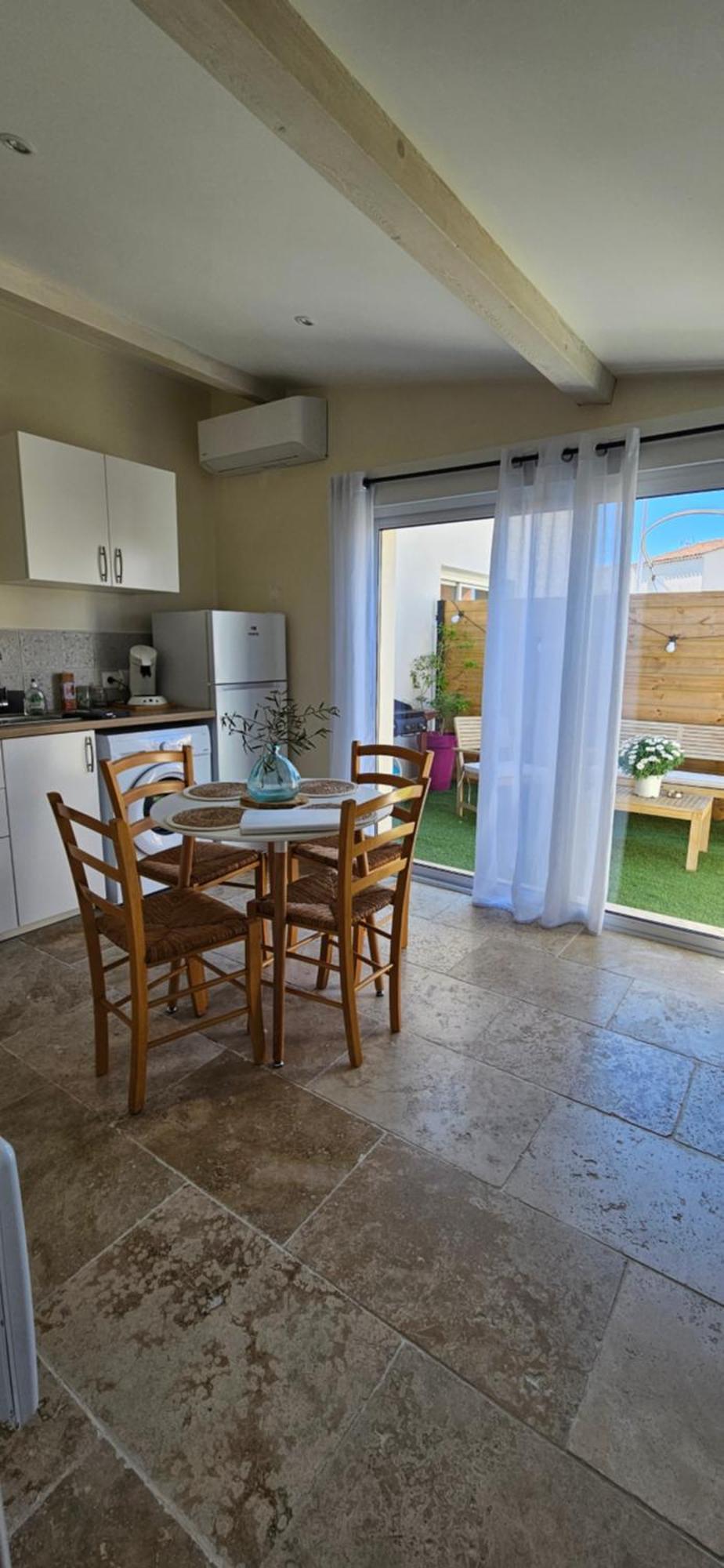 Appartamento Chez Lisa Port-Saint-Louis-du-Rhône Esterno foto
